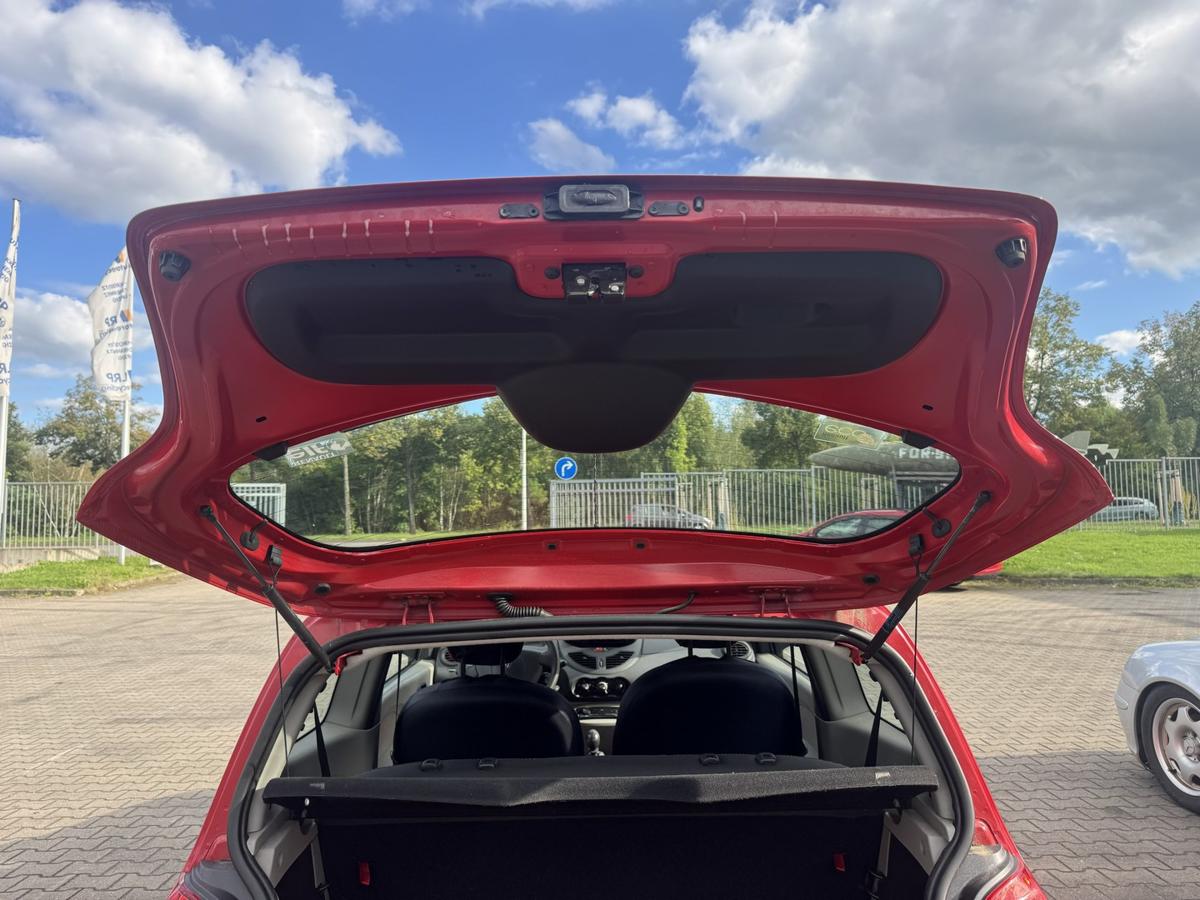 Renault Twingo 2 original Heckklappe mit Heckscheibe OV727 Red Brisk Bj.2008